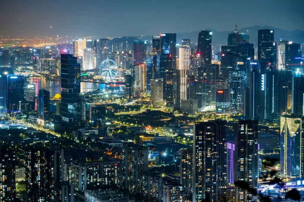 武汉企业安防监控与门禁设备选型：2024年主流通信技术方案对比